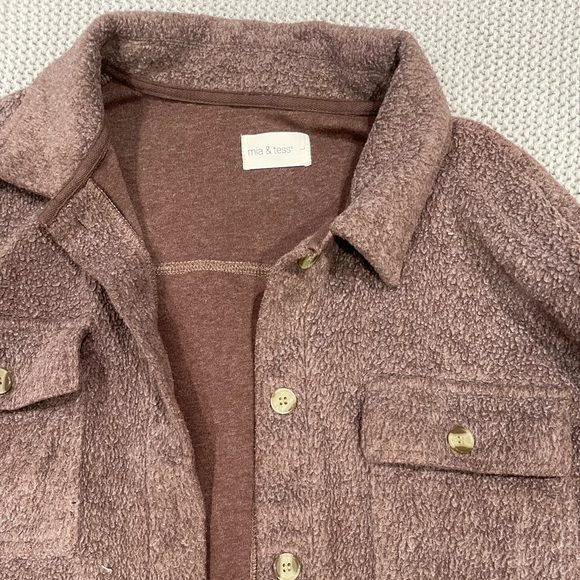LIKE NEW Mia and Tess Brown Button Up Jacket - Picture 3 of 3